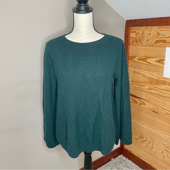 Loft Green Wide Sleeve Round Neck Knit Sweater Medium - Picture 1 of 8